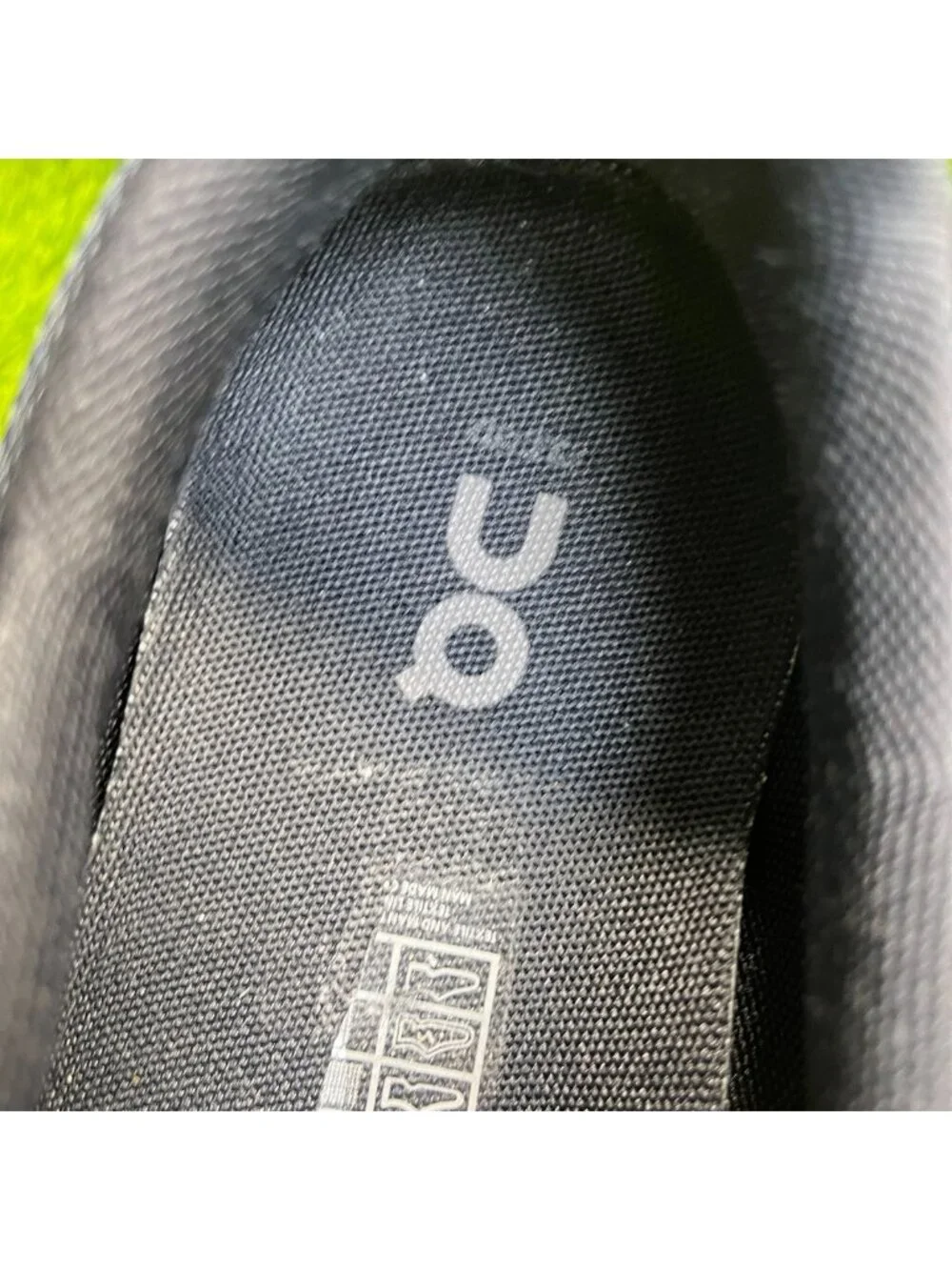 On Cloud 5 Womens Size 8 Black White Athletic Running Walking Shoes Sneakers